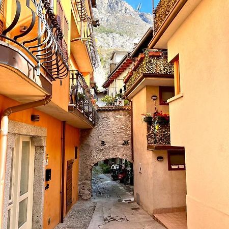 Limone Downtown Apartment Лимоне сул Гарда Екстериор снимка